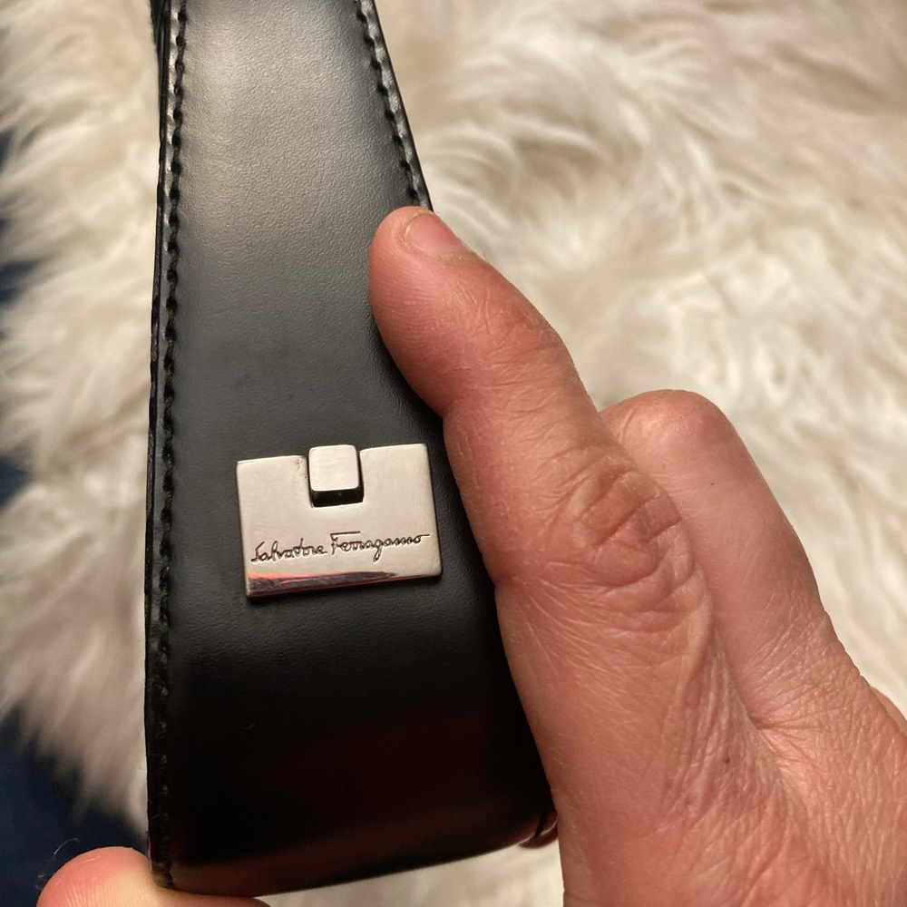 SALVATORE FERRAGAMO PURSE 👛